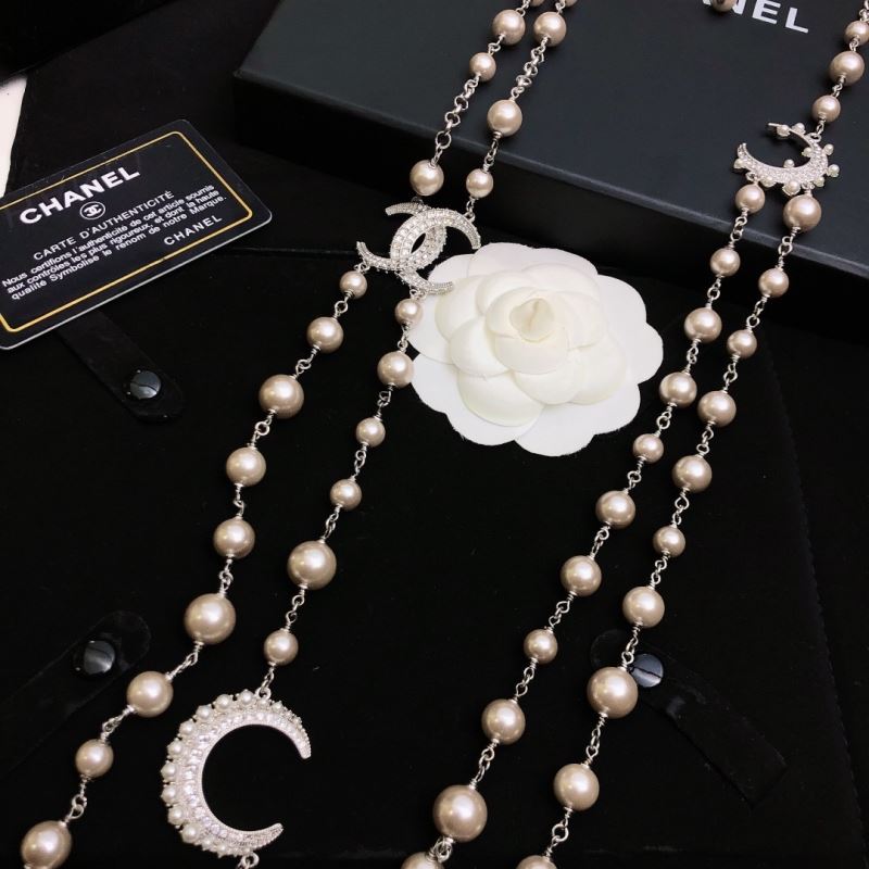 Ch*el brooches